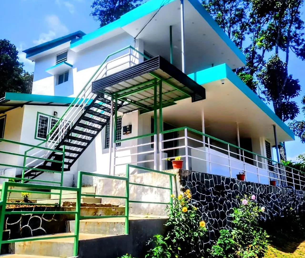 M C Greenature Holidays Pooppara Penzion