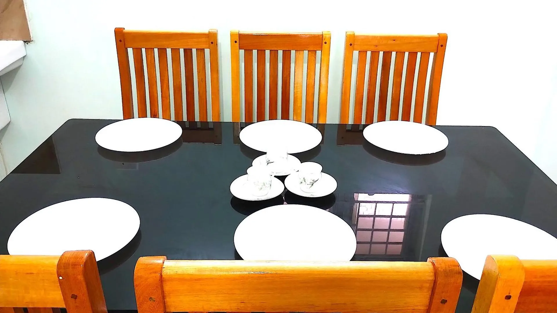 M C Greenature Holidays Pooppara Guest house